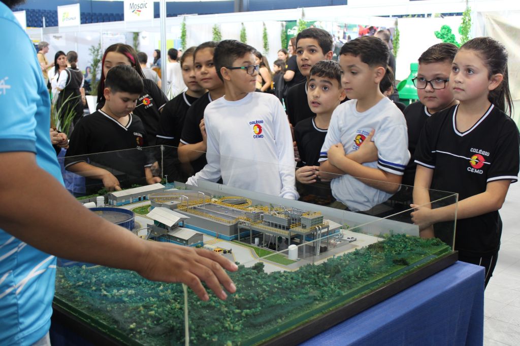 Paranaguá Saneamento marca presença na 18.ª Semana do Meio Ambiente em Paranaguá 10 IMG 4951