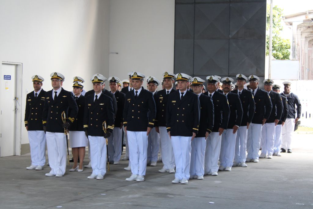 Capitania dos Portos do Paraná realizou cerimônia militar alusiva ao 160.º aniversário da Batalha Naval do Riachuelo na quarta-feira, 11 6 IMG 5238