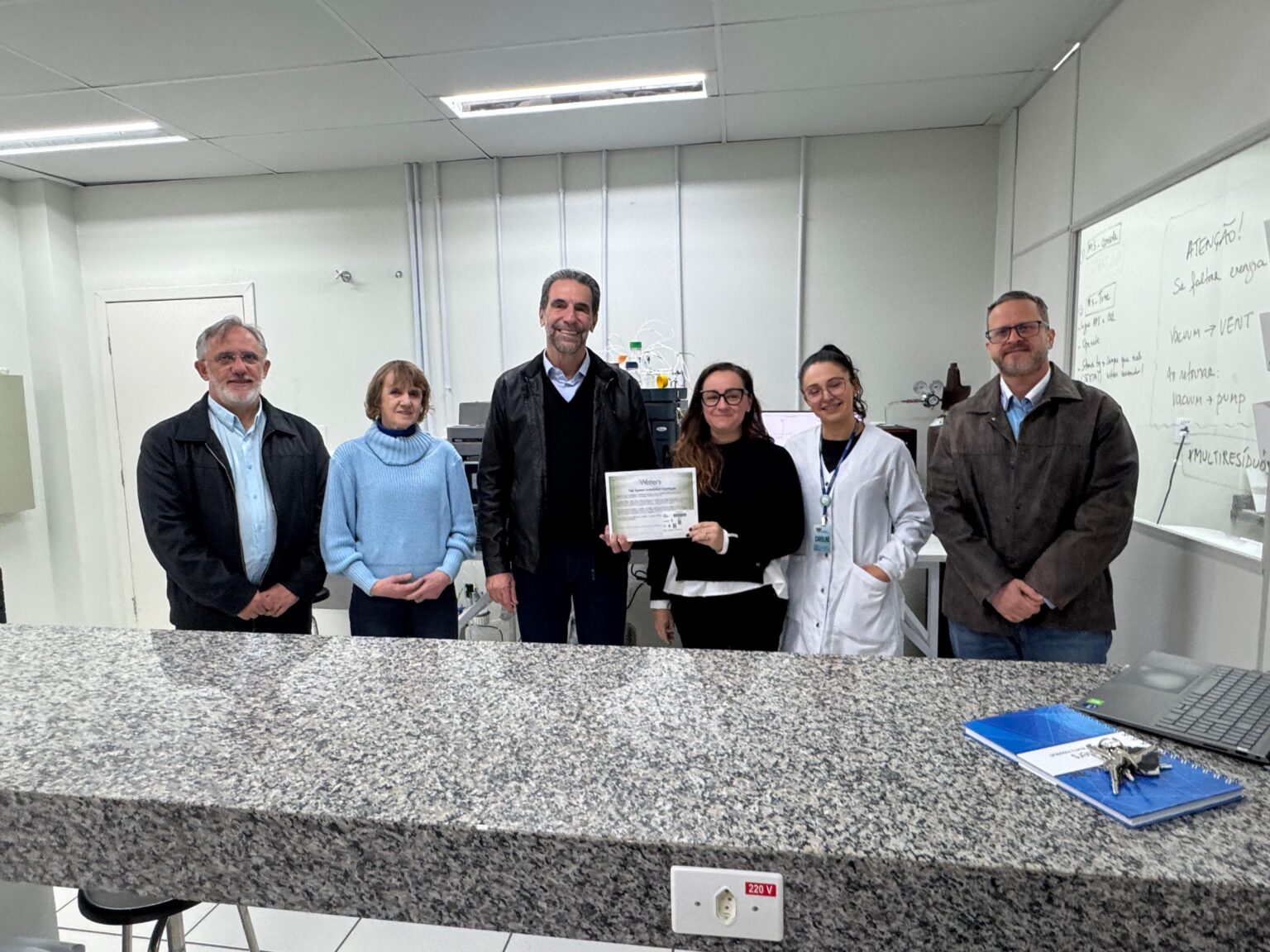 O destaque do laboratório é um espectrômetro de massa de alta precisão, adquirido com recursos da Itaipu (Foto: divulgação/Itaipu Binacional)