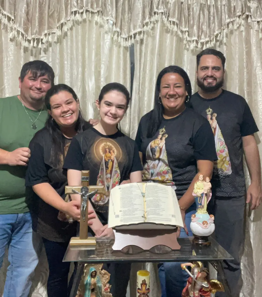 Imagem peregrina de Nossa Senhora do Rocio visita 250 famílias no litoral do Paraná durante o mês de maio 3 a390fe1f 778b 4087 bef0 6cb4d71fbe84