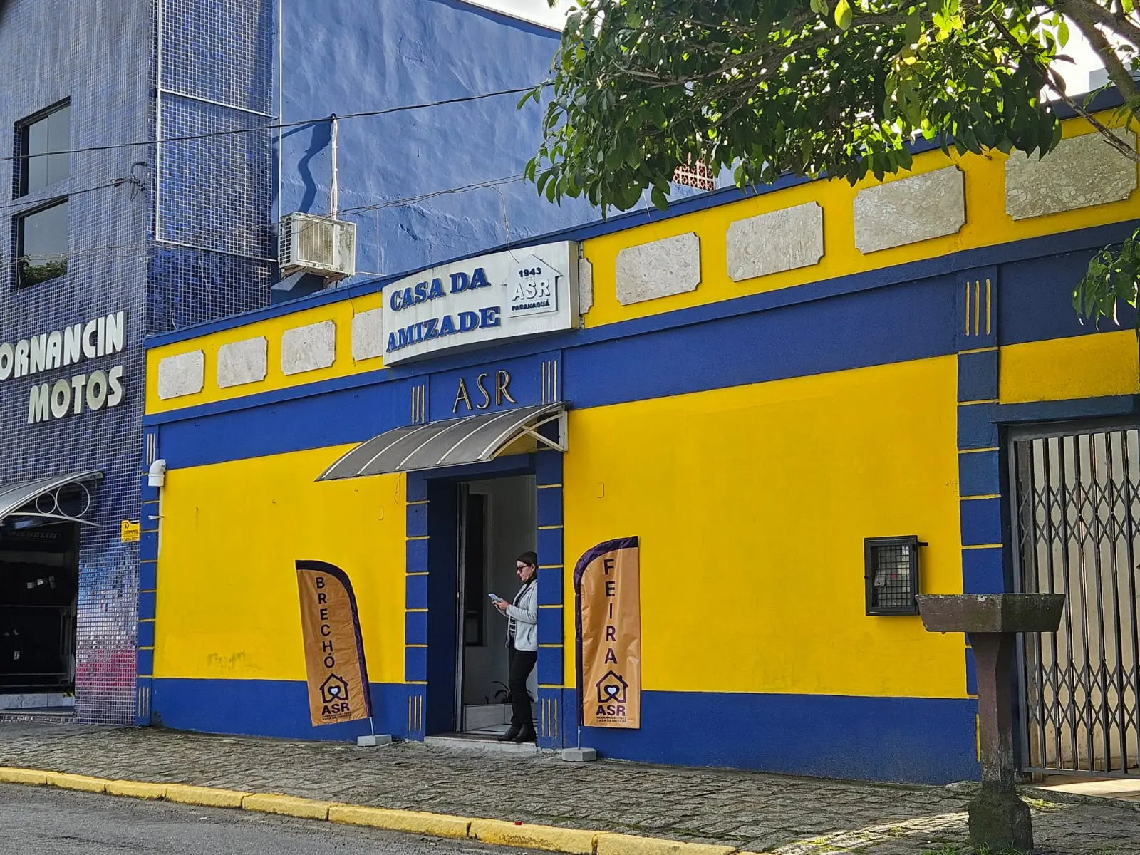 Bazar Unidos pela Amizade