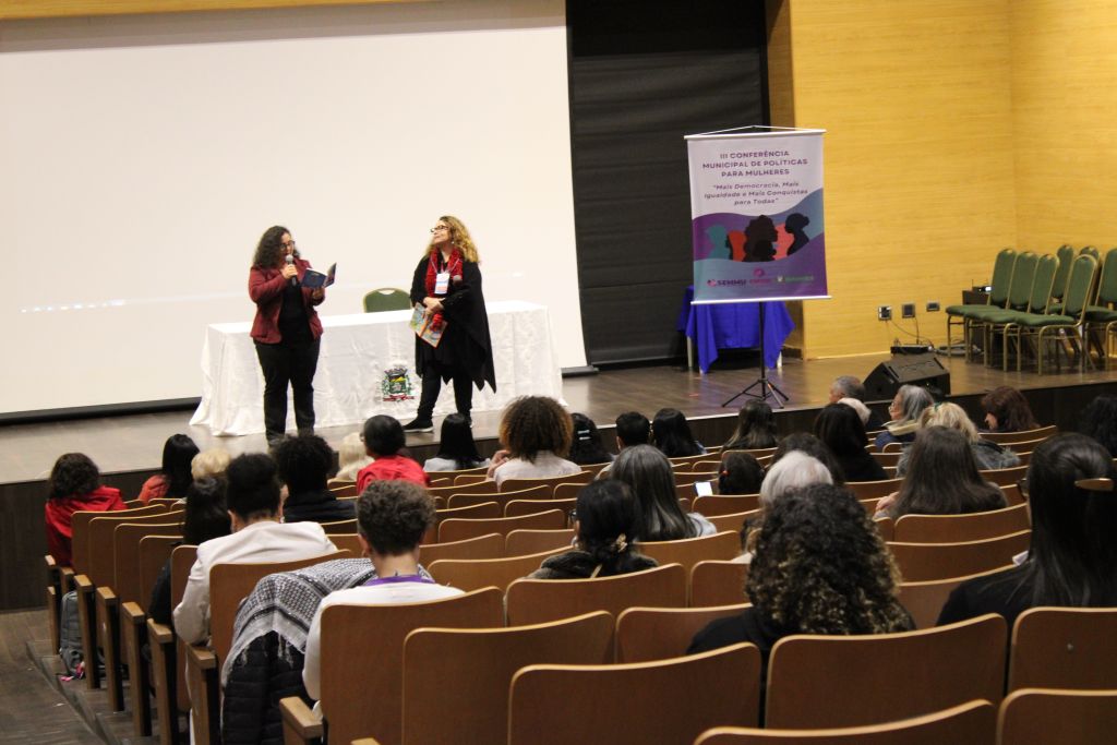 Conferência Municipal de Políticas Públicas para Mulheres é realizada em Paranaguá 2 Conferência Municipal de Políticas Públicas para Mulheres é realizada em Paranaguá