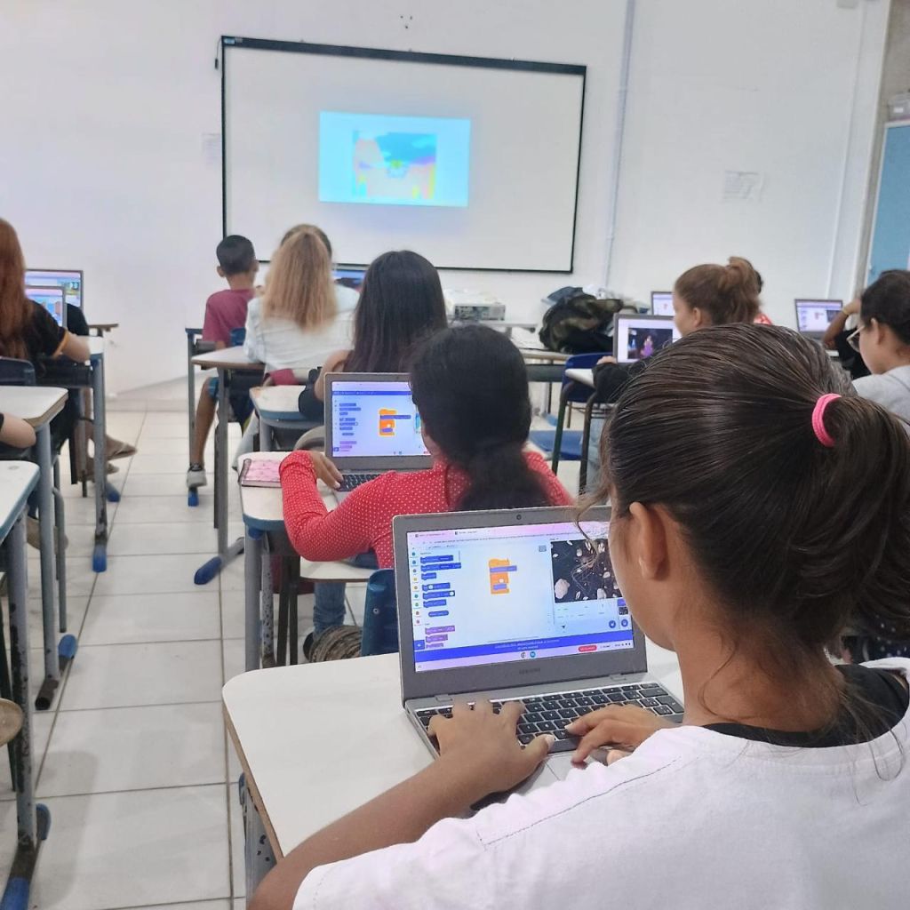 Estudo revela que uso de Inteligência artificial (IA) pode diminuir capacidade de aprendizado 2 nre