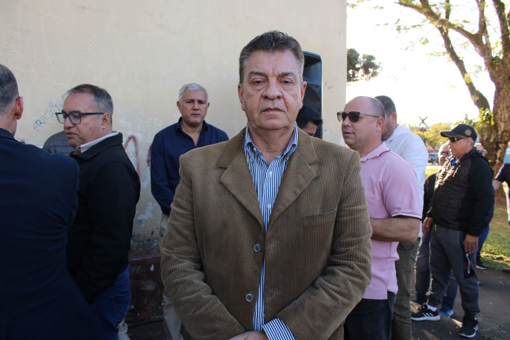 Segundo o secretário de Cultura e Patrimônio Histórico de Paranaguá, Ivan Lapolli Filho, após esse protocolo, quando a estação estiver oficialmente cedida ao município, será publicado um edital para a contratação de uma empresa responsável pela reforma (Foto: Folha do Litoral News)
