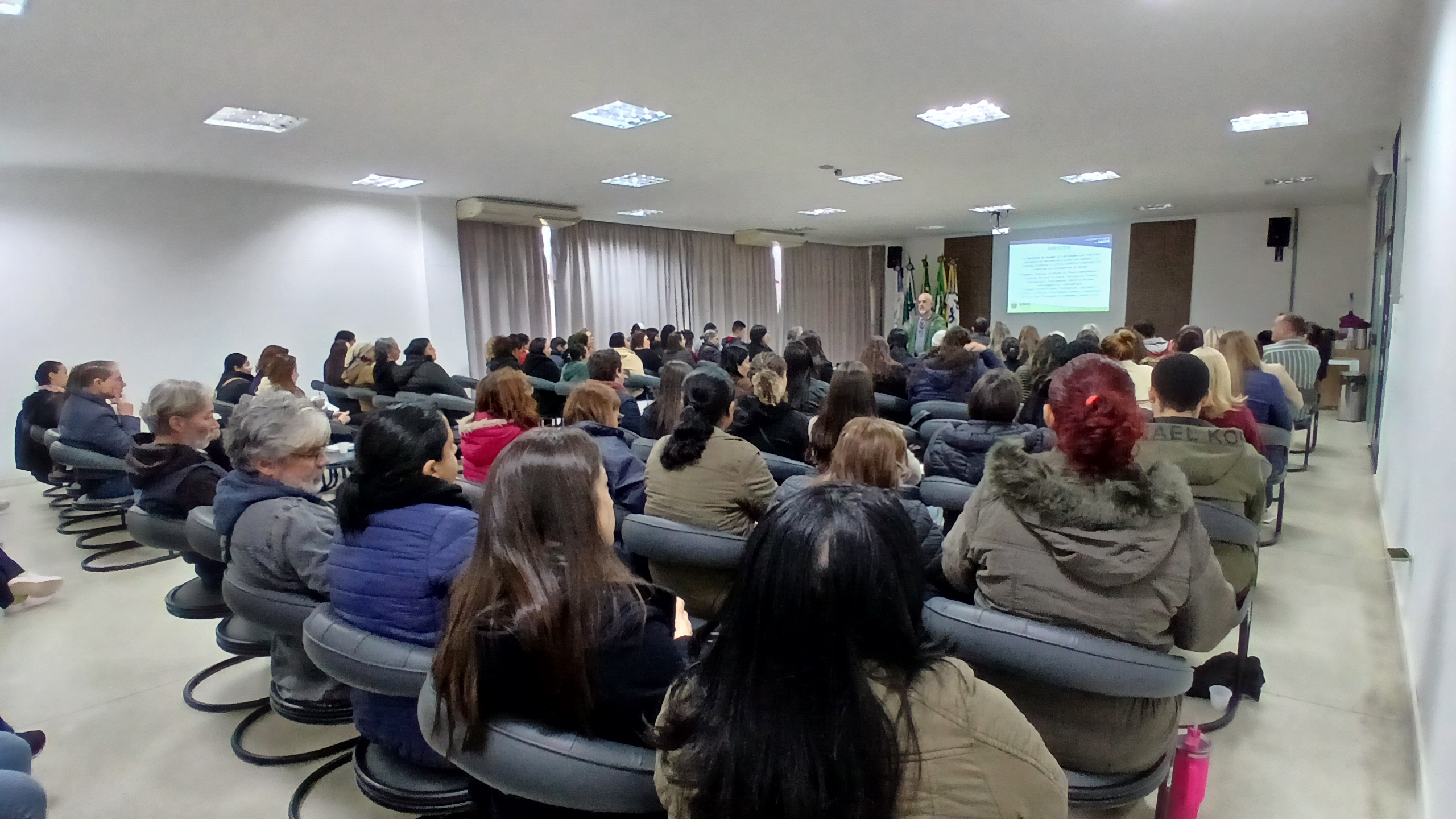 O workshop tem apoio da Prefeitura de Paranaguá, por meio da Secretaria Municipal de Saúde (SEMSA) (Foto: Folha do Litoral News)