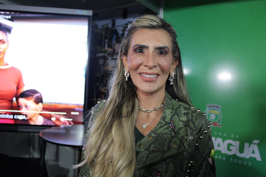 “Gabinete para Todos” é inaugurado pela Prefeitura de Paranaguá 6 A deputada estadual Flávia Francischini também participou da inauguração e ressaltou a importância do momento para o desenvolvimento da cidade, destacando o papel da gestão municipal, do governo estadual e da parceria com os parlamentares (Foto: Folha do Litoral News)