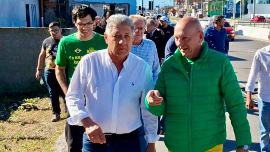 Luciano Hang visita terreno em Matinhos e anuncia que Havan será referência no litoral paranaense 2 IMG 20250729 WA0056