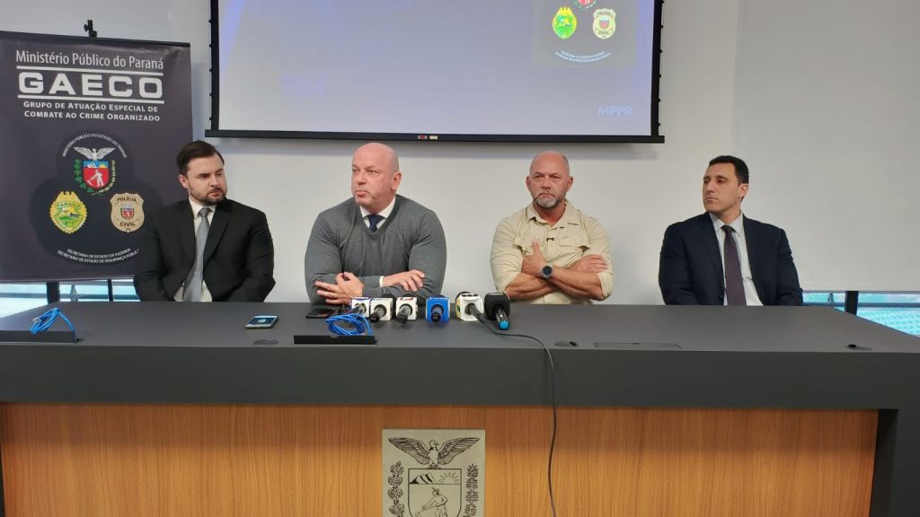 Operação “Fim da Linha” prende 14 pessoas suspeitas de envolvimento em organização criminosa no litoral do Paraná 2 WhatsApp Image 2025 07 30 at 14.05.53 2