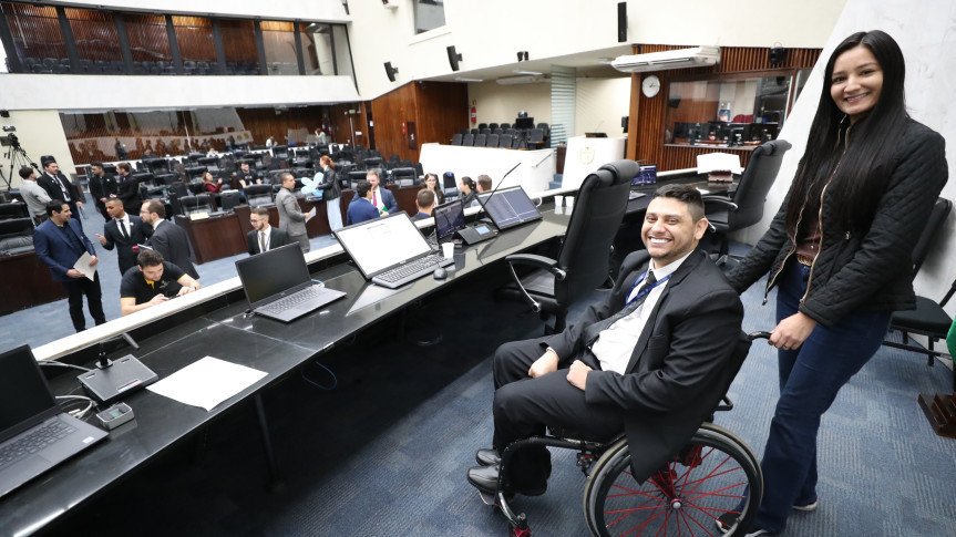 A sensibilização sobre o tema da acessibilidade ganhou força durante o PU graças à participação do estudante Rodrigo Amoedo, da UniEnsino, que é tetraplégico (Créditos: Orlando Kissner/Alep)