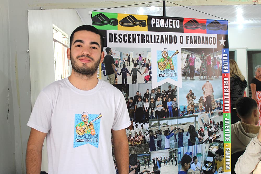 Fandango Caiçara é levado aos bairros de Paranaguá e encanta o público 2 paranagua 377 anos fandango caicara2