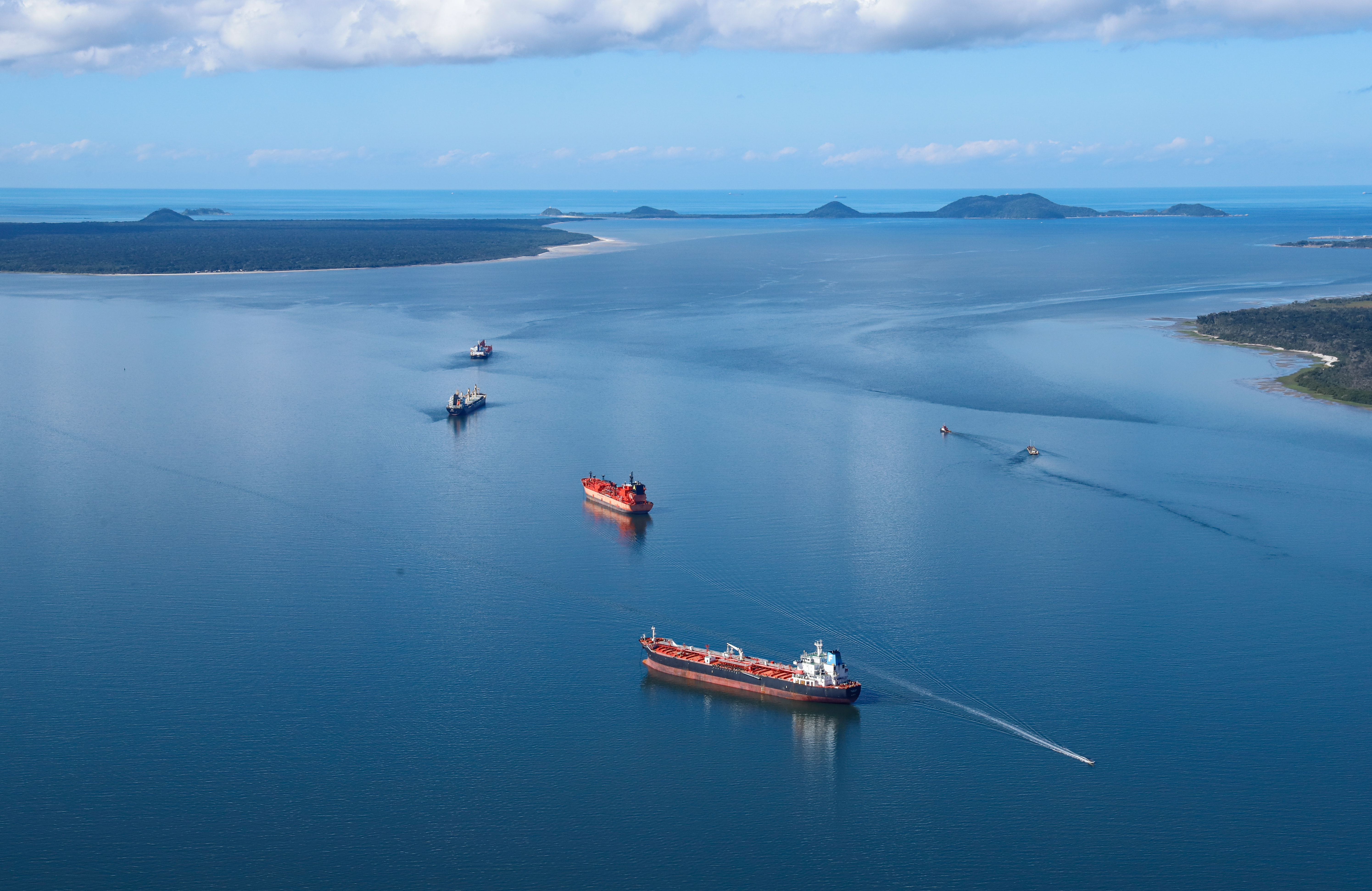 Leilão para ampliação do Canal de Acesso do Porto de Paranaguá ocorre em 22 de outubro 1 Concessão abrangerá manutenção, exploração e ampliação do canal de acesso (Foto: Rodrigo Felix Leal/SEIL)