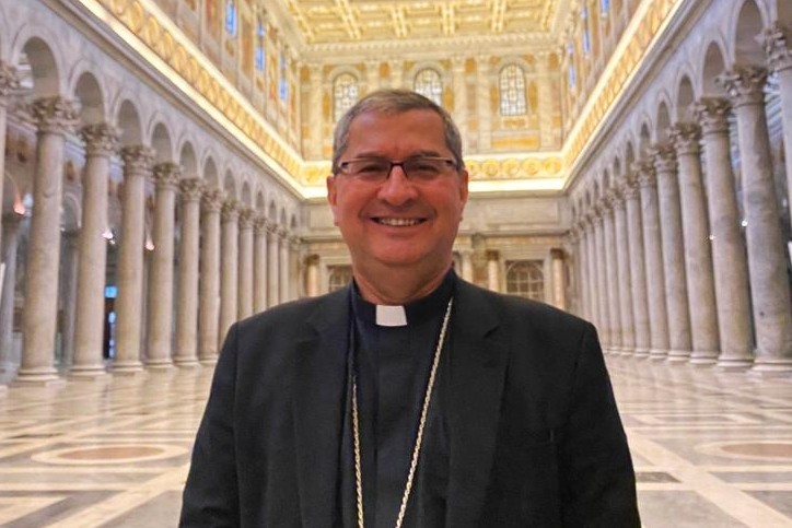 Dom Paulo Alves Romão emite suas primeiras palavras como novo bispo de Paranaguá