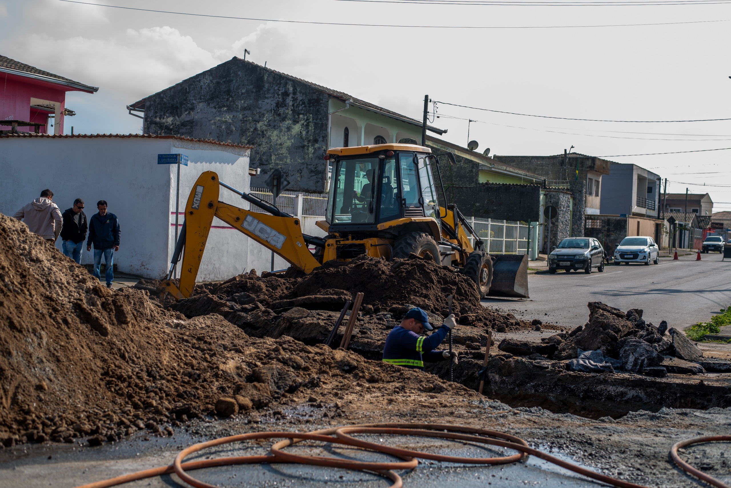 Rua Balduína de Andrade Lobo, na Vila Horizonte, passa por intervenção para prevenir futuros alagamentos