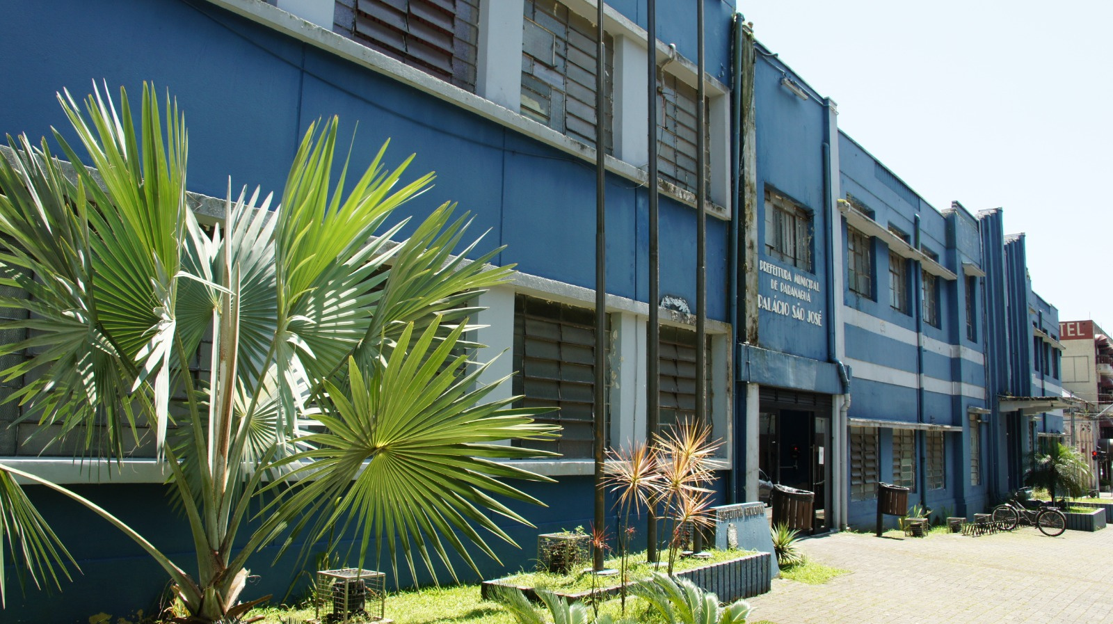 Dúvidas podem ser sanadas pelos canais oficiais da Paranaguá Previdência. / Foto: Farpa Gomes