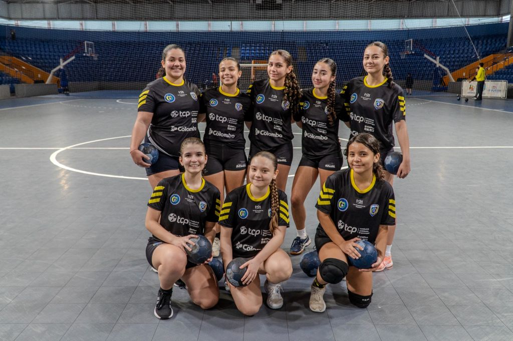 Atleta de Paranaguá, Rafaella Costa Xavier, representa o município no Campeonato Brasileiro de Seleções, em Guarapuava 3 17840 1