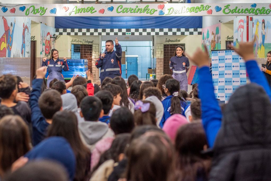 Meta é fazer com que o projeto chegue em 100% das escolas municipais de Paranaguá (Foto: Moyses Zanardo)