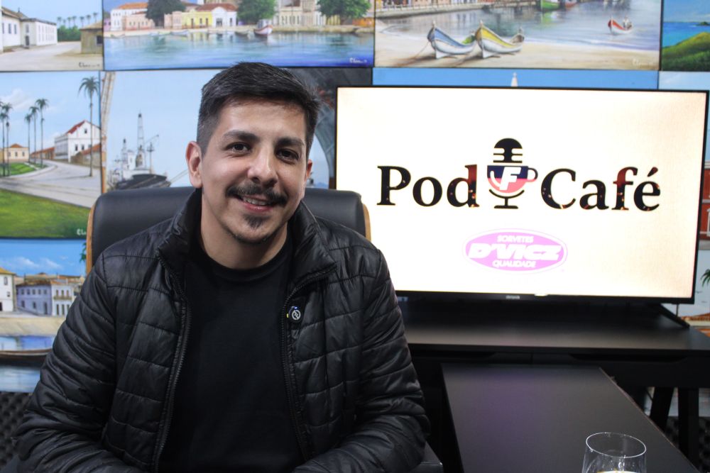 Val Cunha é diretor criativo na OPA Filmes