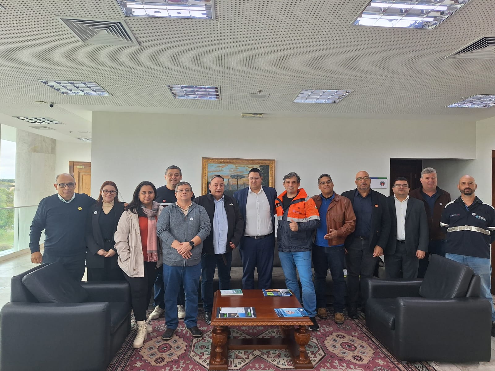 A proposta prevê progressão de carreira com até 35 níveis e recomposição salarial. / Foto: Divulgação