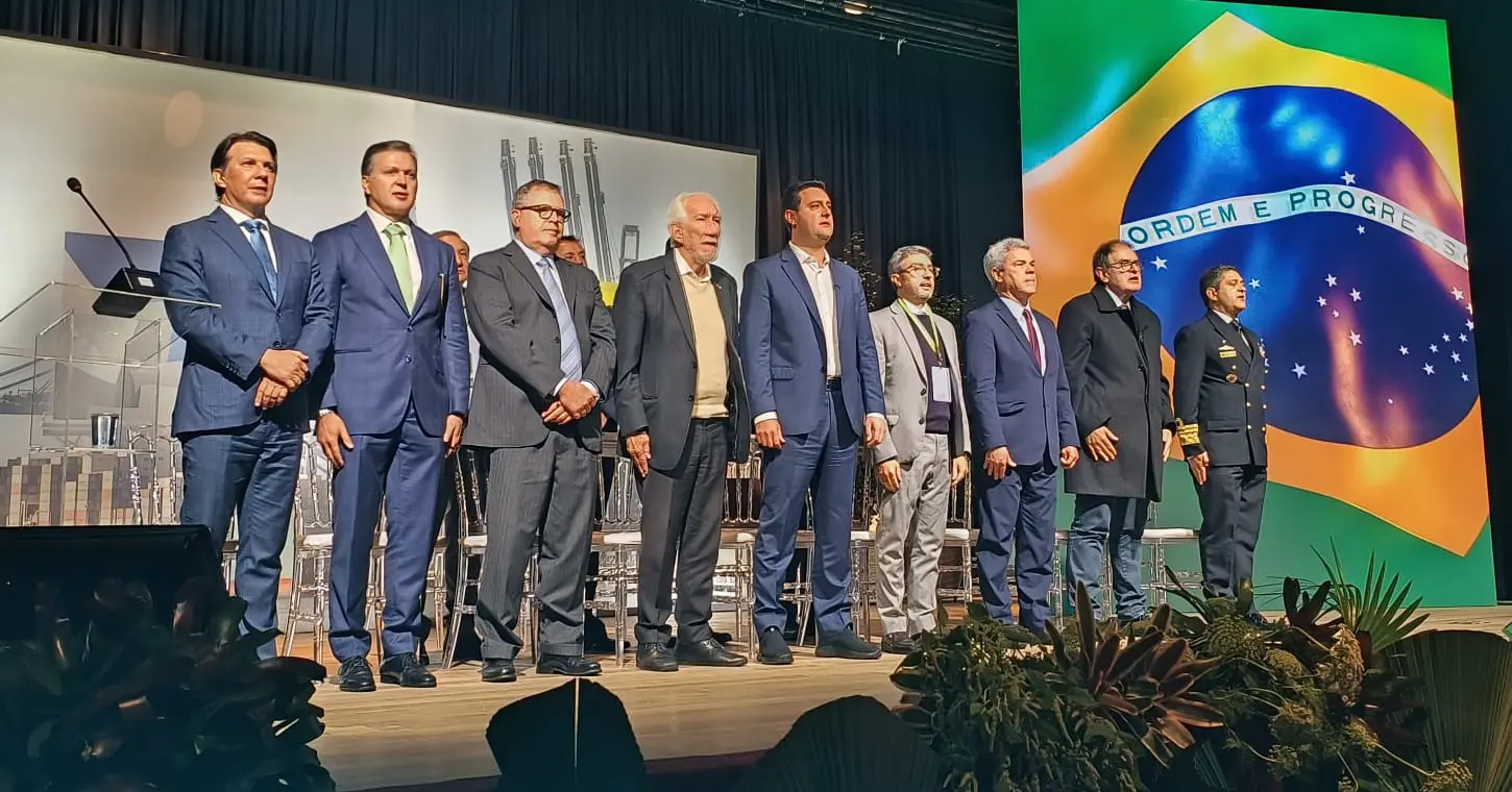 O evento reuniu autoridades, líderes e especialistas do setor logístico para discutir oportunidades e os principais desafios para o crescimento da infraestrutura (Foto: Folha do Litoral News)