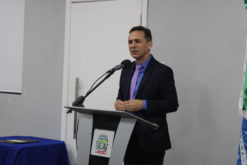 Prefeito Adriano Ramos é empossado como presidente da Junta Militar de Paranaguá 2 O prefeito Adriano Ramos, que serviu ao exército no ano de 1987 no 20.º Batalhão de Infantaria Blindado, destacou que a cerimônia foi um momento especial (Foto: Folha do Litoral News)