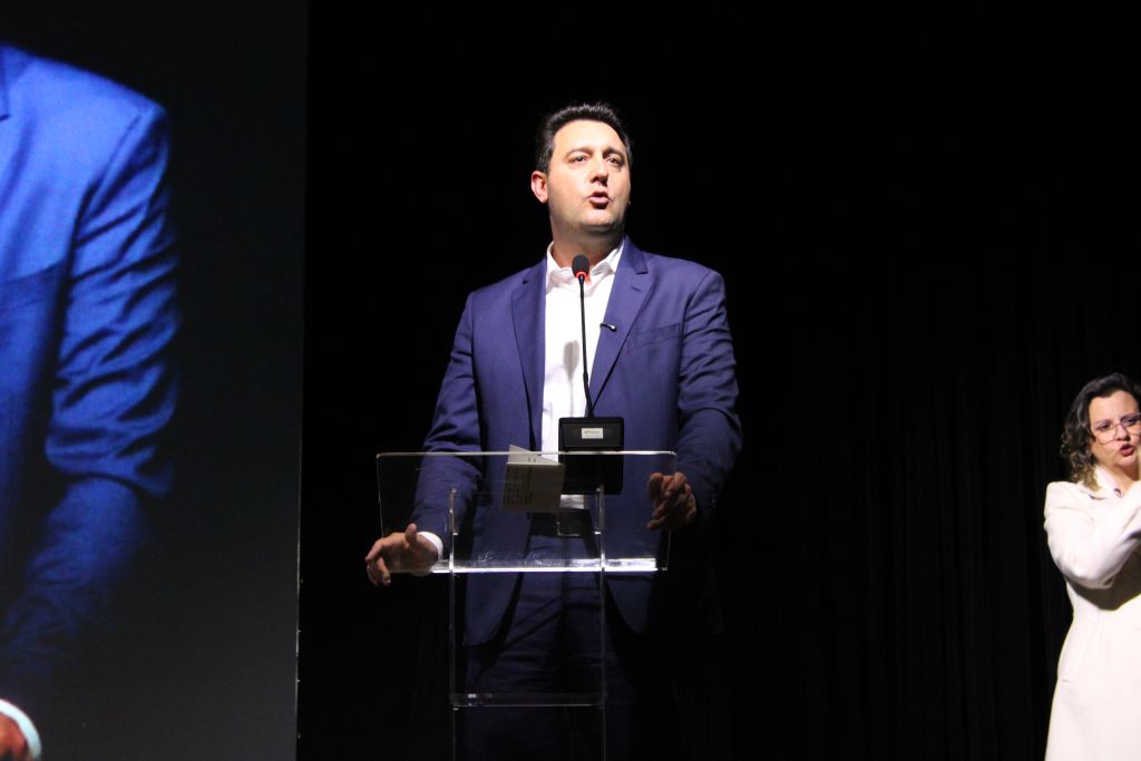 Com presença do governador, abertura do IV Seminário Nacional e II Internacional dos Portos Brasileiros ocorreu no MON 2 “Logística é um ponto decisivo para quando uma indústria se instala ou não numa cidade, num estado ou num país”, afirma o governador do Paraná, Carlos Massa Ratinho Júnior (Foto: Folha do Litoral News)