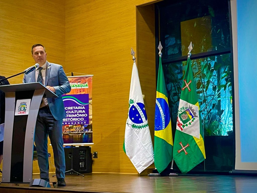 Jean Pierre Leite, delegado da Polícia Federal (PF), falou sobre a importância da Semana do Patrimônio Histórico e Cultural em Paranaguá (Foto: Folha do Litoral News)