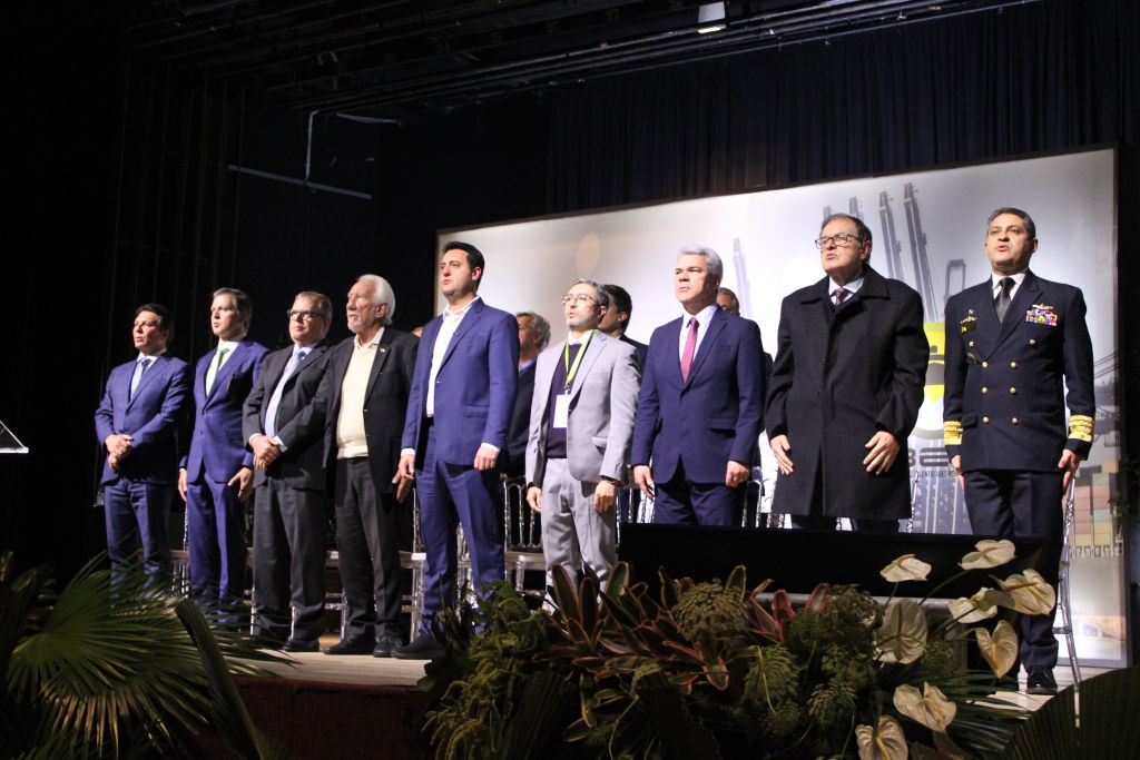 Com presença do governador, abertura do IV Seminário Nacional e II Internacional dos Portos Brasileiros ocorreu no MON 8 IMG 8549