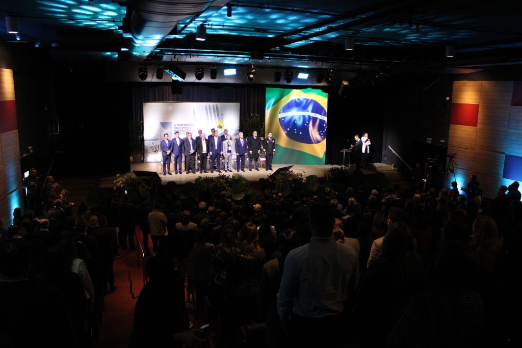 Com presença do governador, abertura do IV Seminário Nacional e II Internacional dos Portos Brasileiros ocorreu no MON 7 IMG 8560