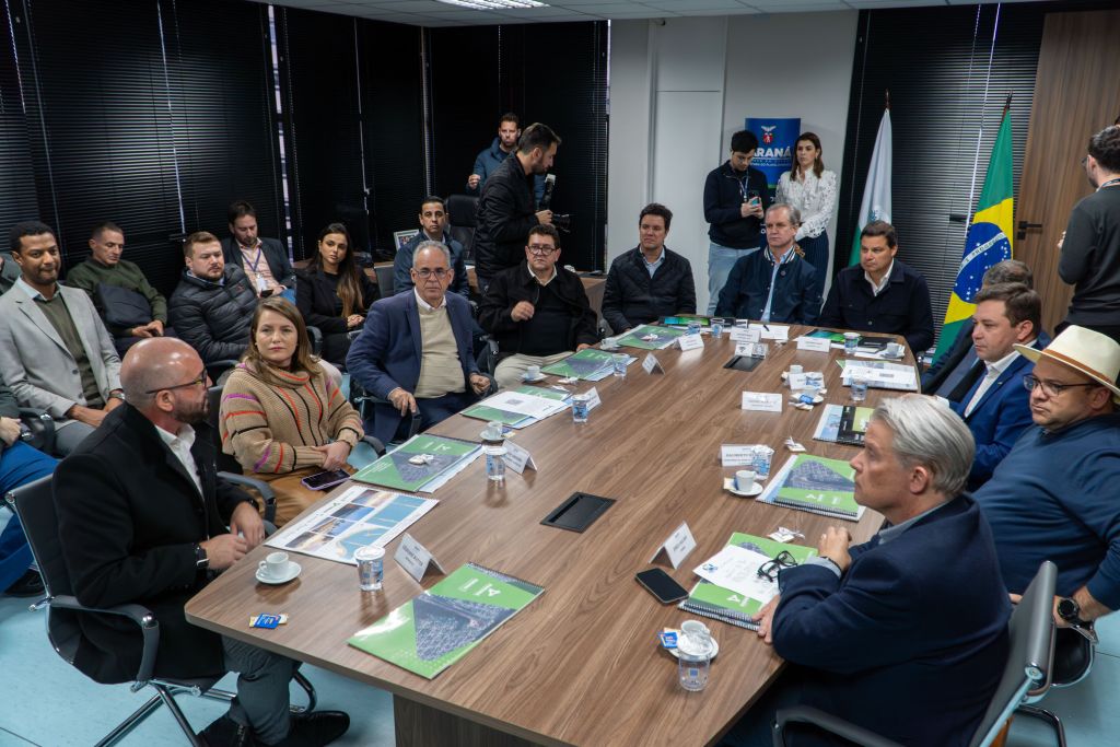 Projeto de revitalização da Orla de Guaratuba é apresentado pelo Governo do Estado 2 foto 7 7