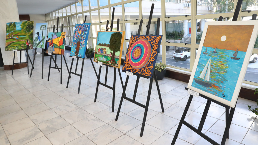 Exposição foi aberta nesta segunda-feira (18), no Espaço Cultural da Casa (Créditos: Valdir Amaral/Alep)