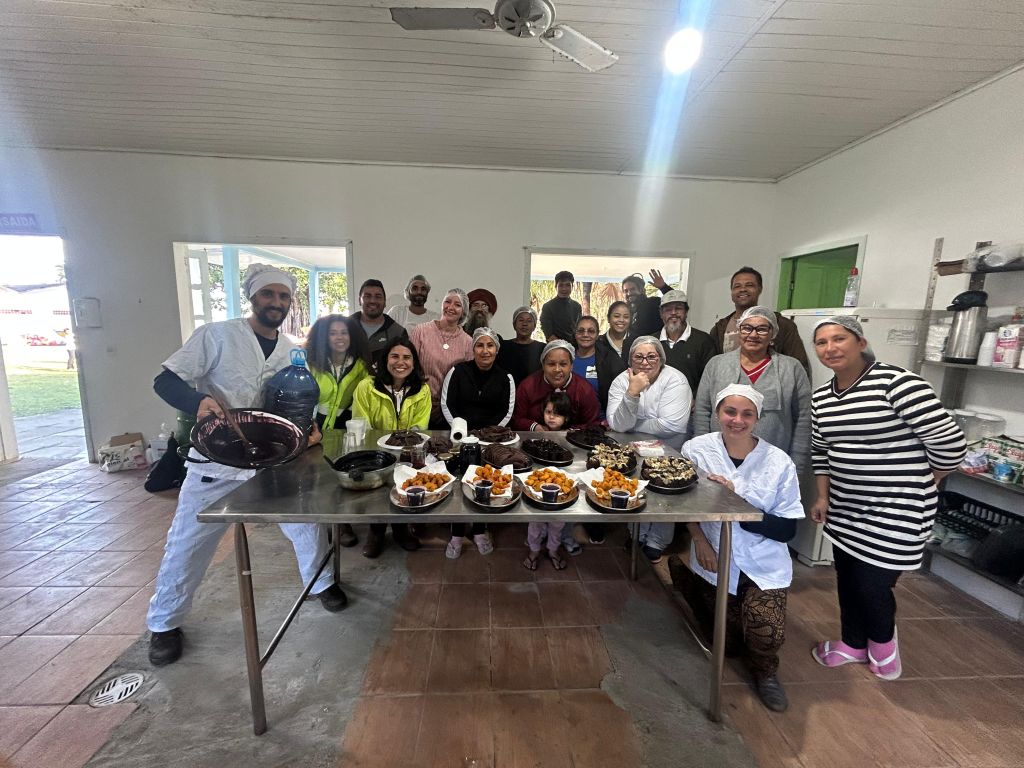 Portos do Paraná promove oficina gastronômica com açaí juçara na Ilha do Amparo 2 whatsapp image 2025 08 01 at 10.00.40