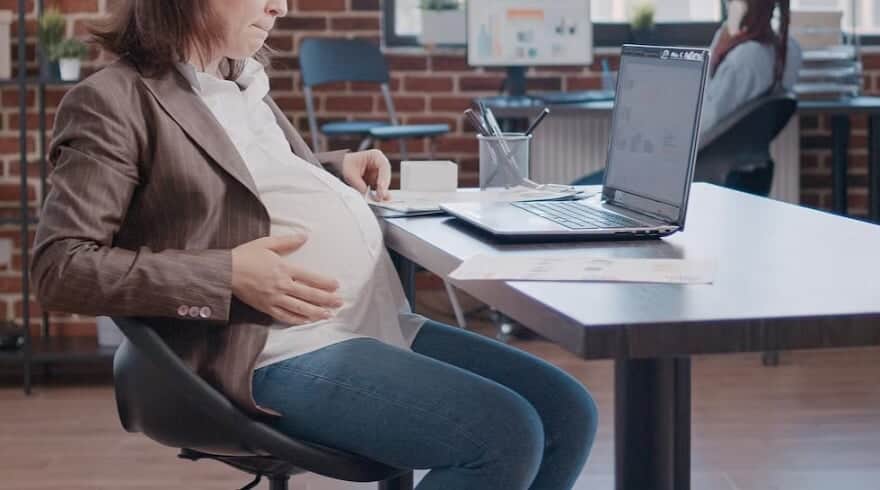 Justiça do Trabalho garante prioridade em processos de gestantes, lactantes e puérperas 1 01
