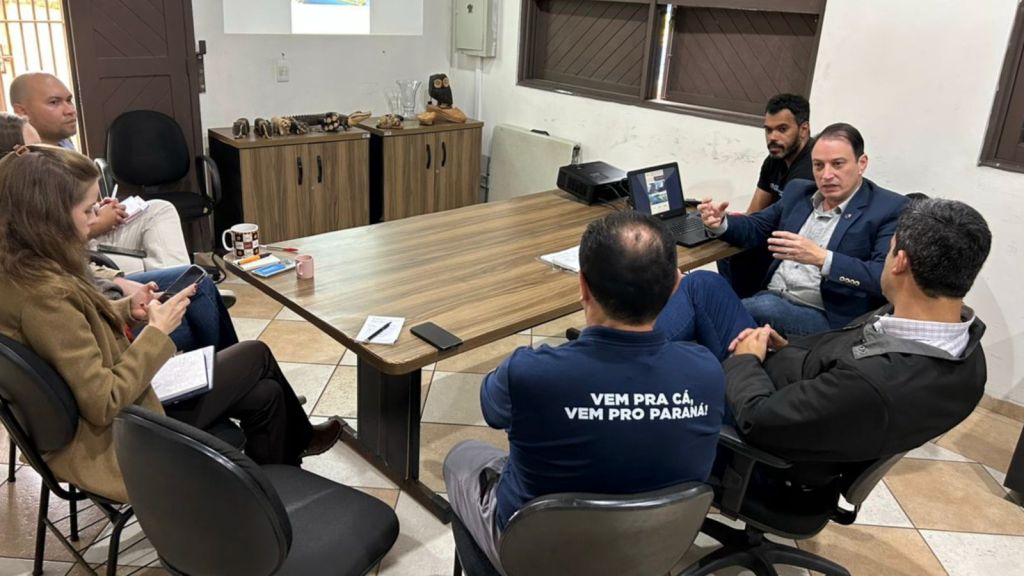 Reunião discute demandas e oportunidades para o fortalecimento do turismo em Paranaguá 3 18572