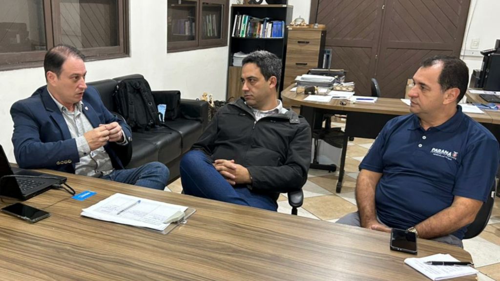 Reunião discute demandas e oportunidades para o fortalecimento do turismo em Paranaguá 2 18573
