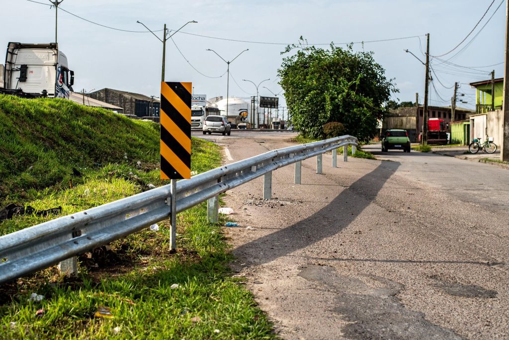 Para segurança dos motoristas, acesso irregular pela Avenida Ayrton Senna é fechado 2 2acessovia