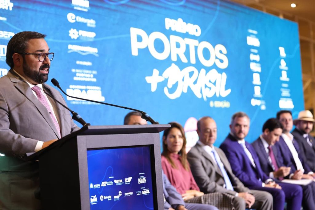 Premiações e reconhecimento nacional elevam a Portos do Paraná ao topo 4 3alexavila