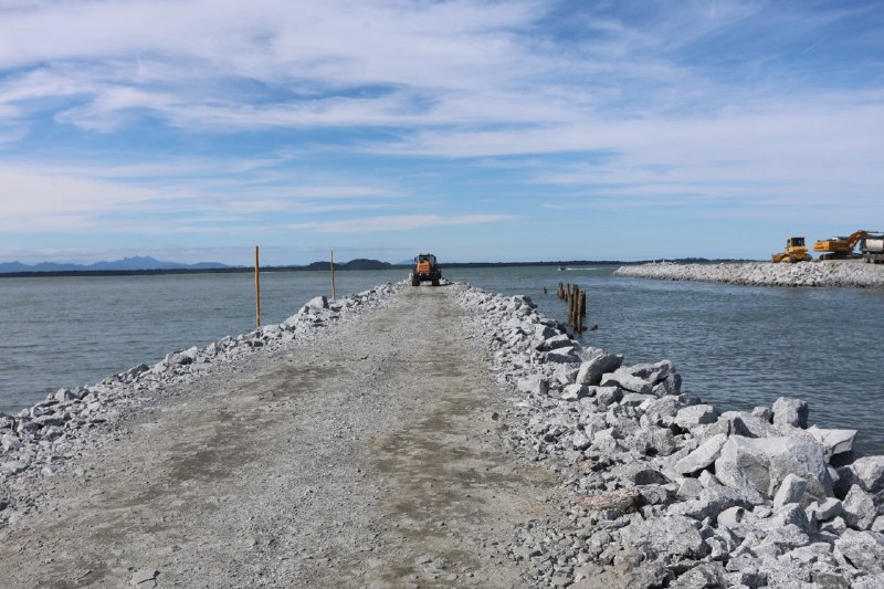 Intervenção inclui passarela de 150 metros, sinalização náutica e monitoramento ambiental especializado (Foto: Prefeitura de Pontal do Paraná/Clovis Santos)
