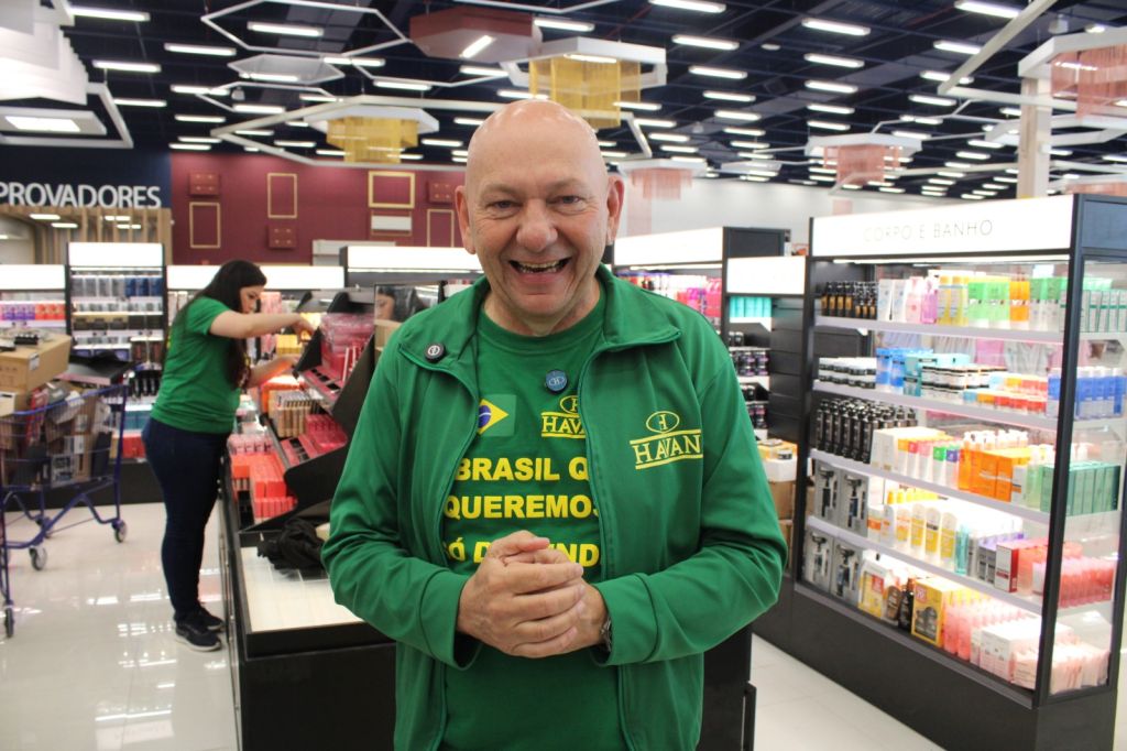 Luciano Hang visita obras da nova mega loja da Havan em Paranaguá 3 WhatsApp Image 2025 09 30 at 15.32.25 4