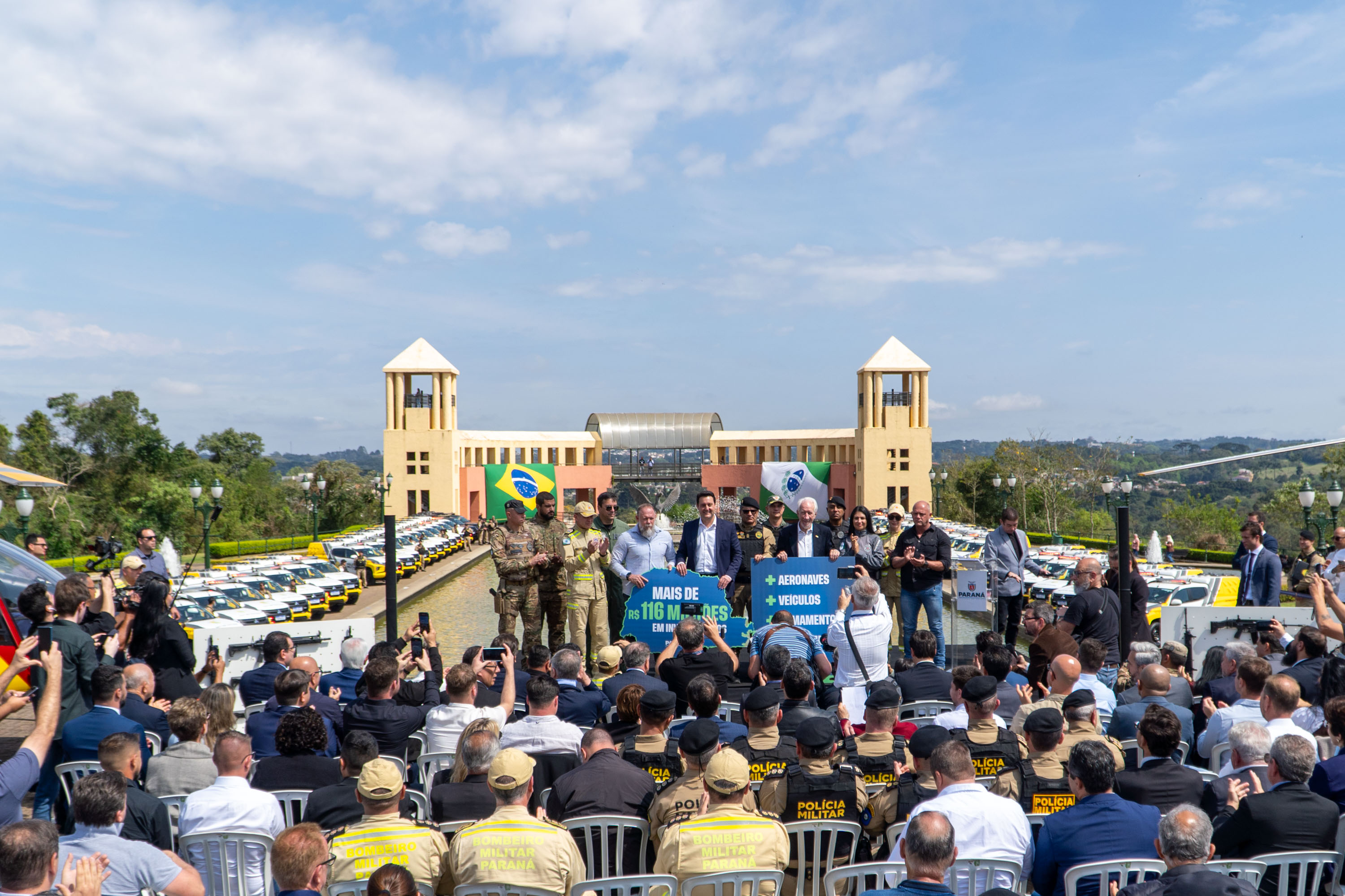 O governador lembrou que, nos últimos sete anos, o orçamento da Secretaria de Estado da Segurança Pública (Sesp) passou de pouco mais de R$ 2 bilhões para mais de R$ 8 bilhões, com mais de R$ 1 bilhão aplicado anualmente na compra de equipamentos (Foto: Felipe Henschel/AEN)