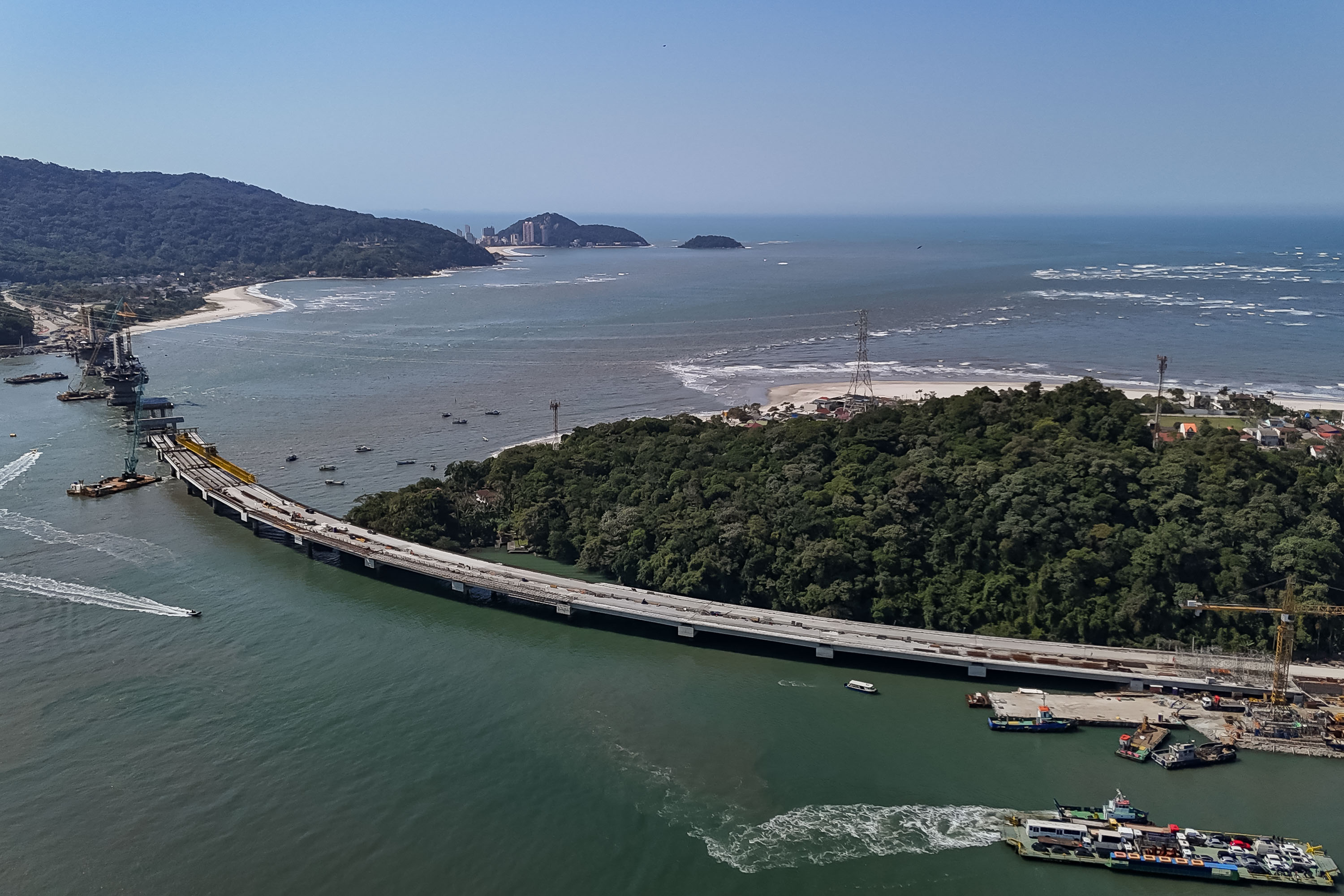 Somente em obras de infraestrutura urbana já foram destinados mais de R$ 1,7 bilhão (Foto: Roberto Dziura Jr/AEN)