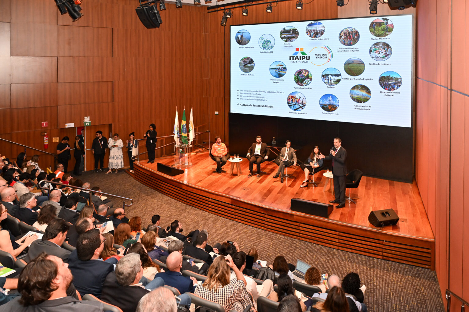 Estatais Brasileiras em Alerta: Encontro Global Discute Desenvolvimento Sustentável e Ação Climática