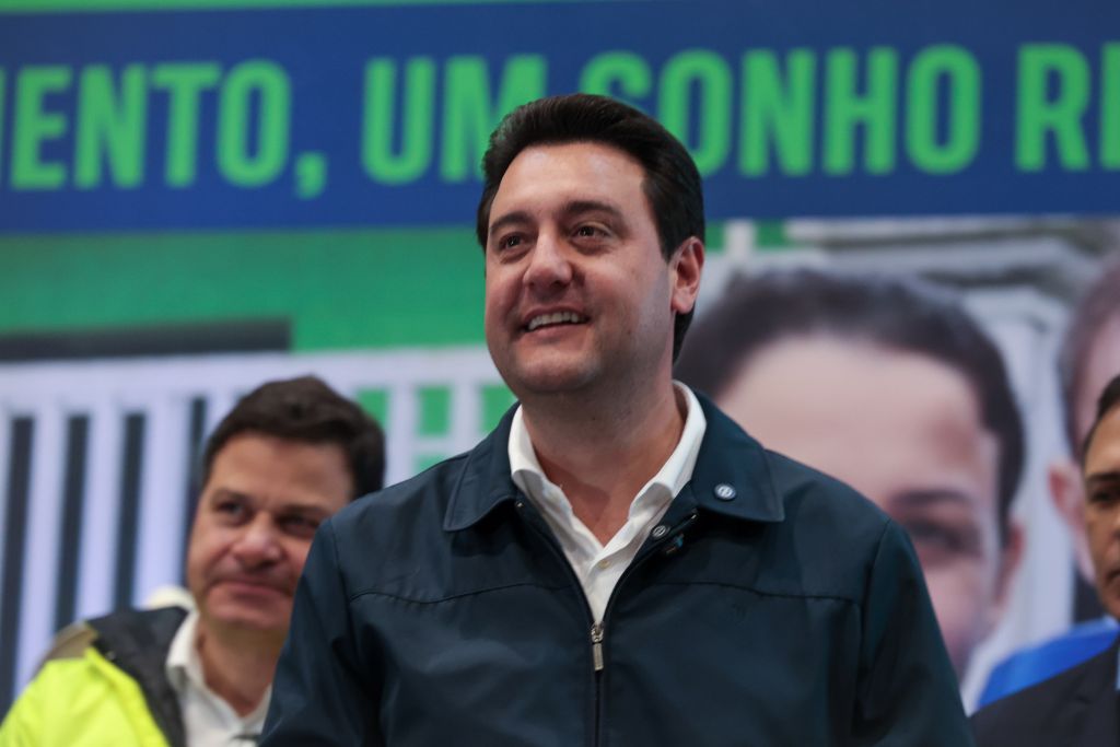 Governador anuncia pavimentação em concreto de 15 ruas próximas ao Porto de Paranaguá 3 2govrodoviasparanagua