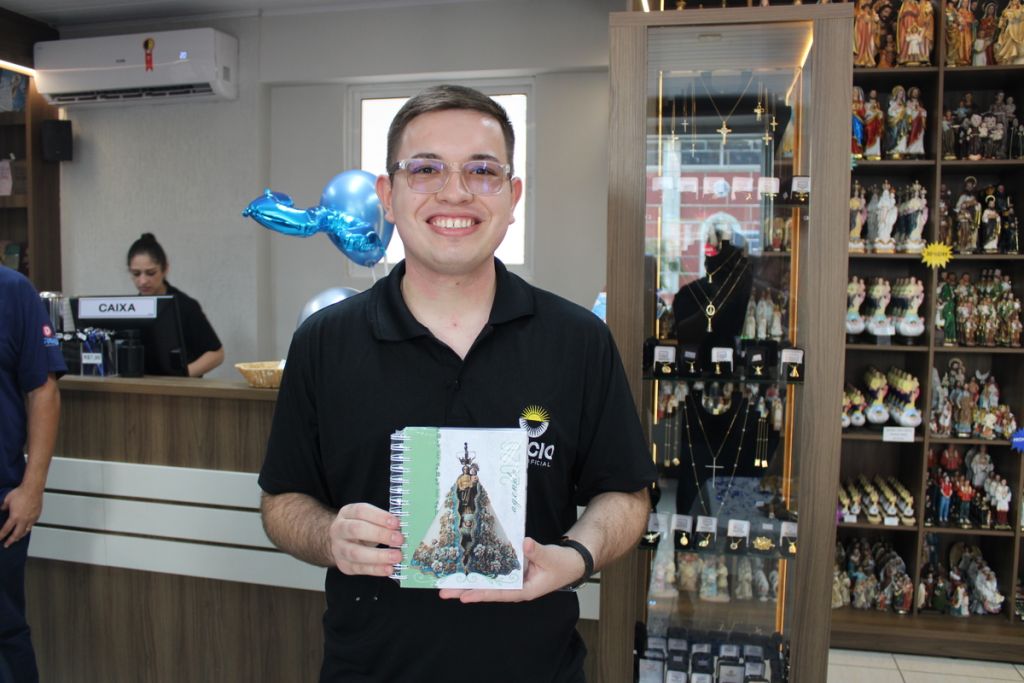 Com crescimento e fé, Loja do Rocio celebra seu aniversário de cinco anos em Paranaguá 3 3rocio