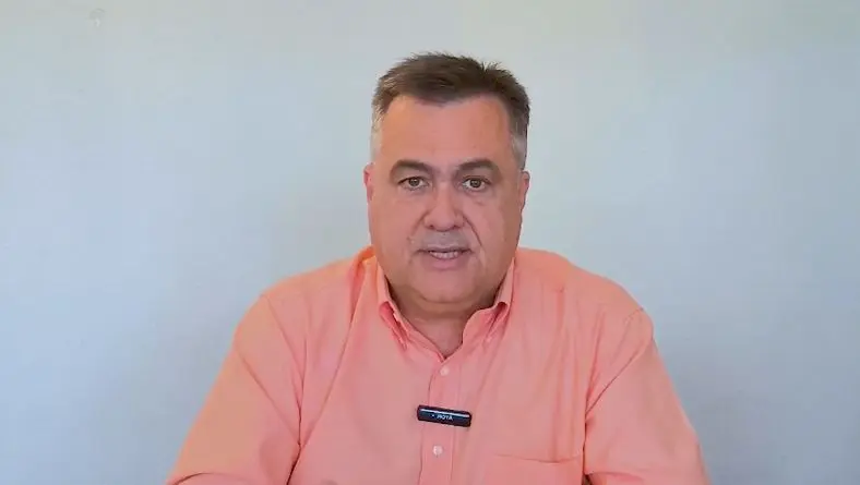 “É um dilema que nós passamos nesse momento, mas eu volto a insistir para que todos nós tenhamos muito cuidado na ingestão de bebida alcoólica”, afirmou o secretário de Estado, Beto Preto, em um pronunciamento divulgado pelo órgão estadual (Foto: Divulgação/Sesa)