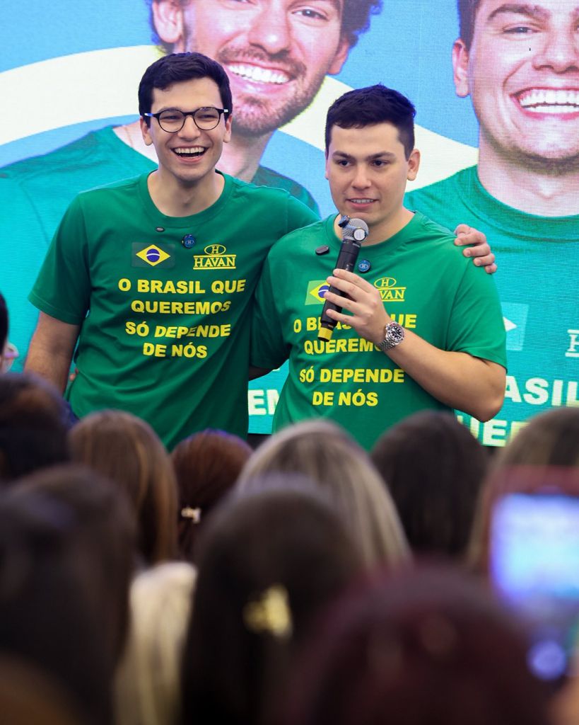 Nova mega loja da Havan é inaugurada em Paranaguá com investimento de R$ 80 milhões e mais de 200 novos empregos 5 FOTO 02 2025 10 06T160955.008
