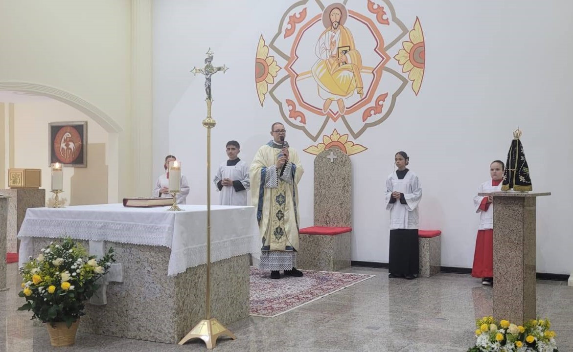 No domingo, às 19h, haverá a celebração da Missa Festiva será presidida pelo bispo diocesano, Dom Paulo Romão (Foto: Igreja N. Sra. Aparecida)