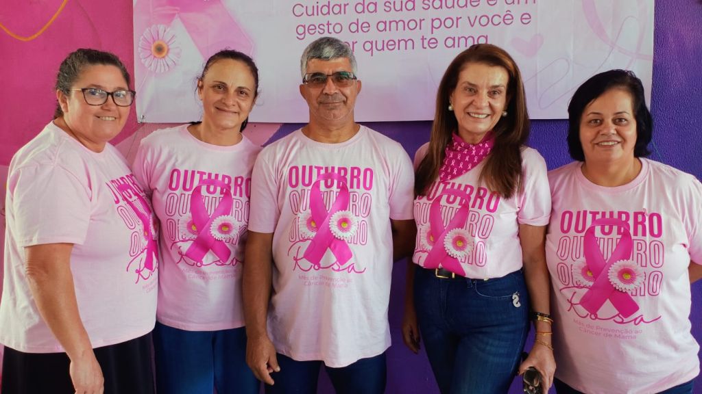 Mulheres vivem dia de autocuidado e valorização no Terminal Urbano de Paranaguá 6 IMG 20251021 WA0019 1
