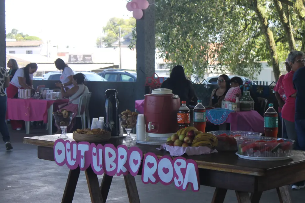 Ação do Outubro Rosa foi realizada na sexta-feira pela Prefeitura de Paranaguá 7 IMG 1499