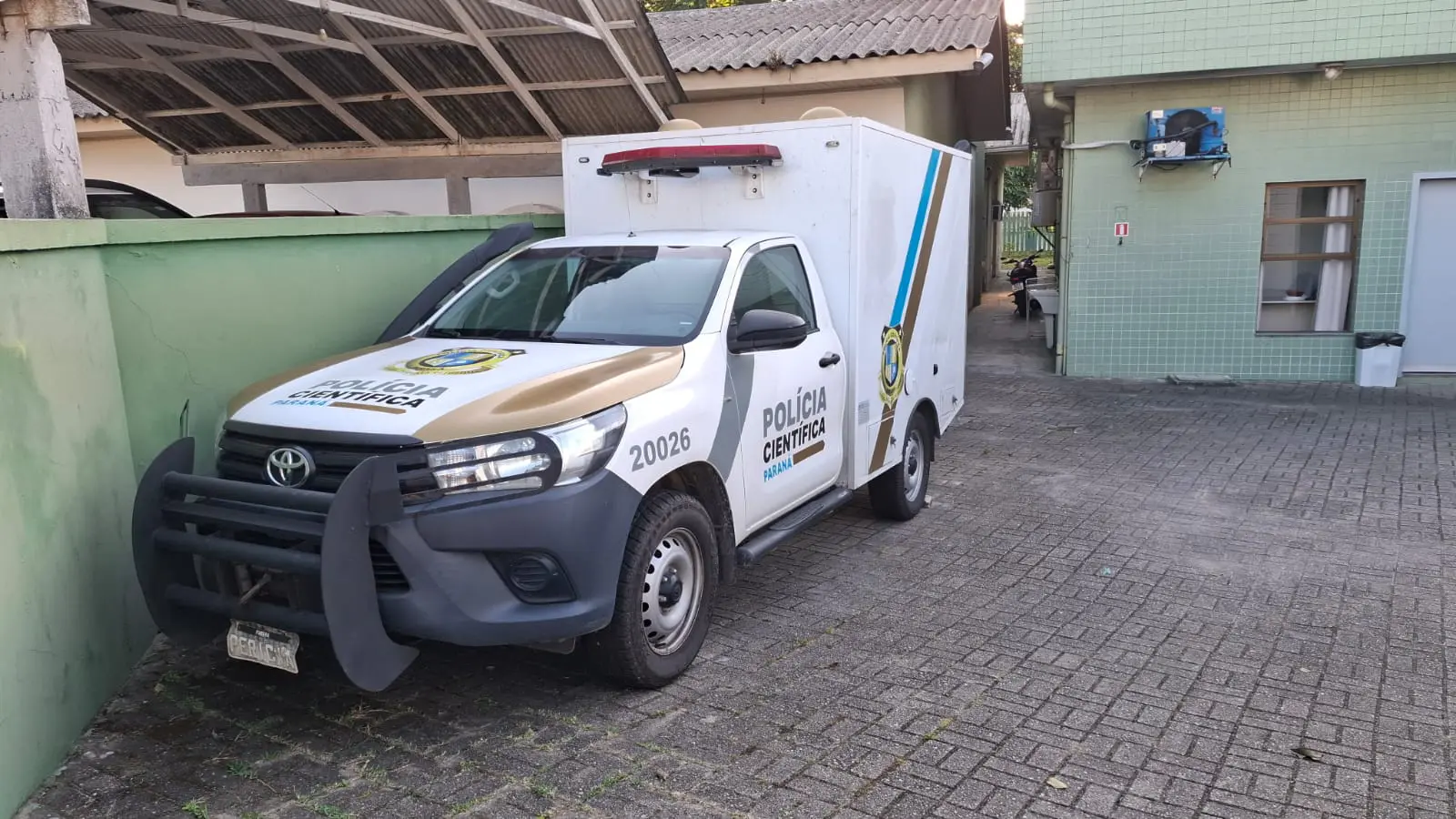 Identificado caminhoneiro encontrado morto em motel de Paranaguá 1 Thiago Roberto Caliman, de 35 anos, foi encontrado morto dentro do banheiro de um motel, no bairro Parque São João