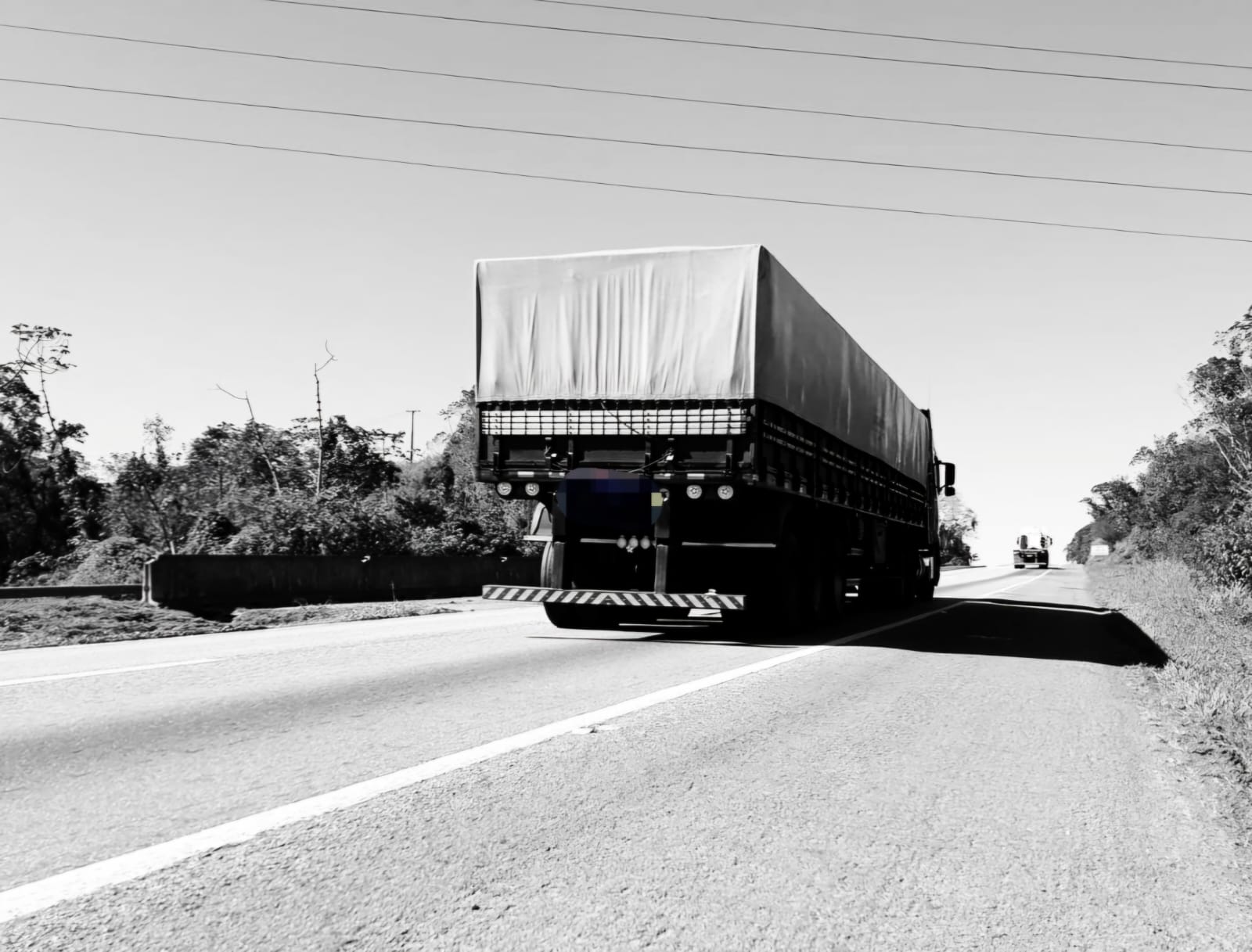 Suspeitos furtam módulo central do motor de um caminhão em Morretes 1 Foto ilustrativa